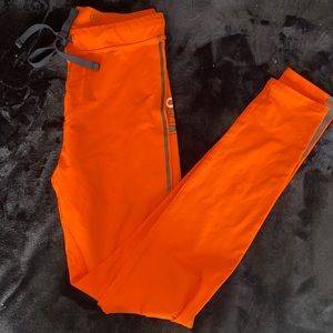 Alo Yoga Trinity Legging NWOT